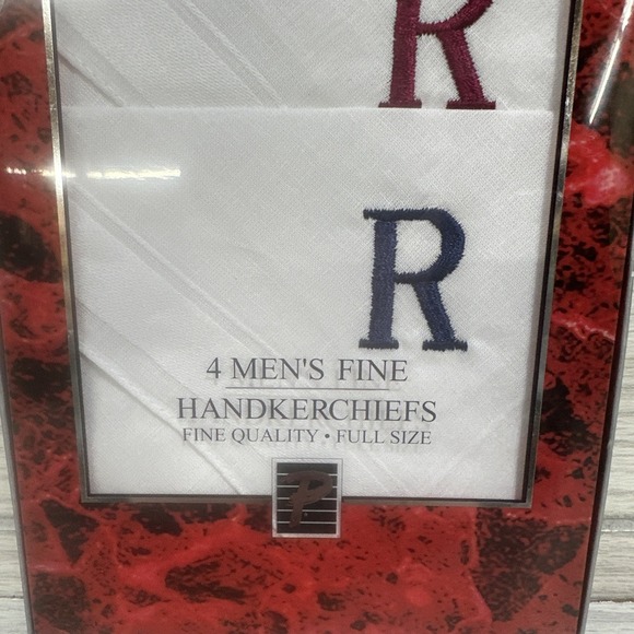 Set of 4 Men's Monogrammed "R" Embroidered Handkerchiefs 100% Cotton Vintage - Picture 3 of 5